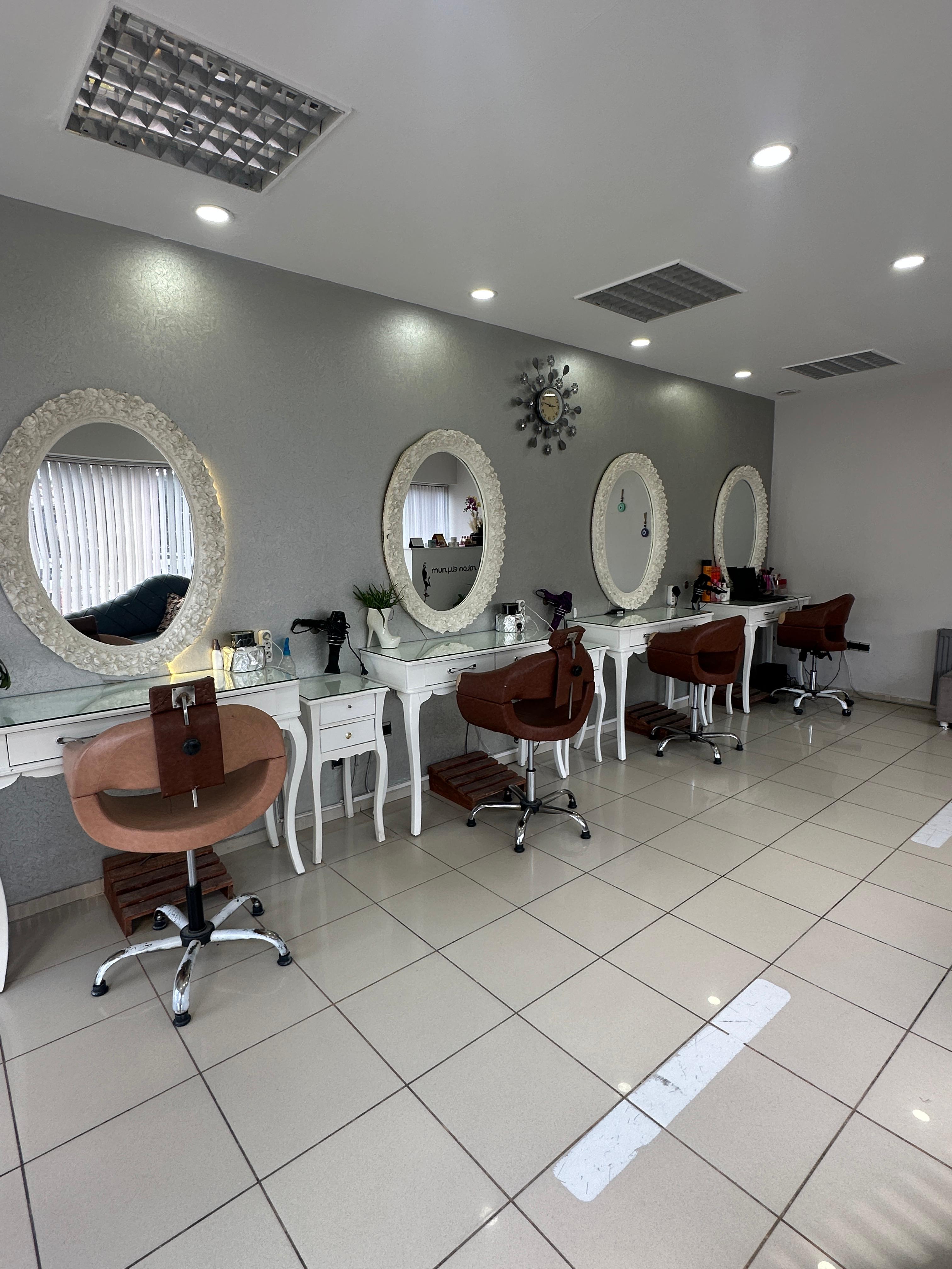 SALONUMUZDAN KARELER